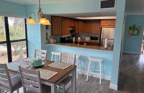 Bokeelia Condo | Waterfront condo located in the waterfront paradise of Bokeelia