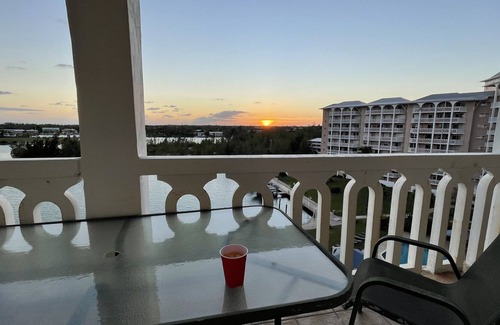 Grand Bahama Yacht Club Condo | Waterfront Condo near Port Lucaya Market, Lucayan Beach, Taino Beach & Resort.