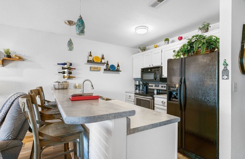 Lake of the Ozarks Condo | Waterfront Condo with Amazing Amenities