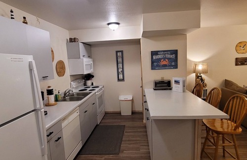 Avon Condo | Waterfront Condo with Outdoor Pool, Year-Round Tennis Courts, & Amazing Sunsets
