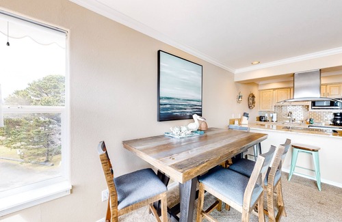 Lincoln City Condo | Waterfront Corner Condo with Fireplace and Ocean Views - Close to Beach & Bay