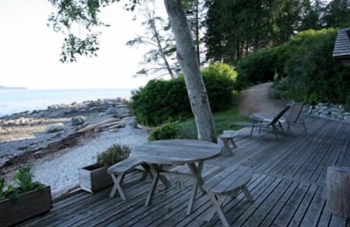 Cortes Island Cottage | Waterfront Cottage Near Hollyhock
