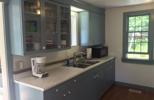 Westport Cottage | WATERFRONT COTTAGE on 53 acre private preserve, pet friendly