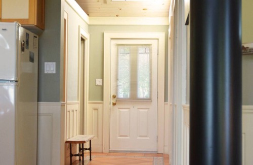 Wellington Cottage | Waterfront cottage in the heart of Wellington
