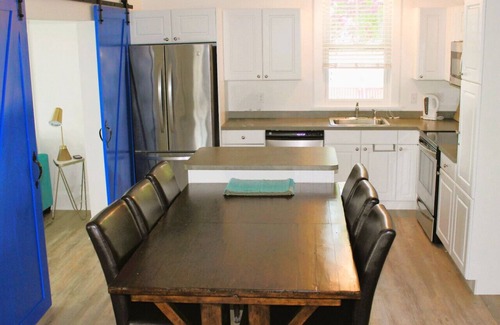 Cherry Valley Cottage | Waterfront Cottage in Gated community resort.