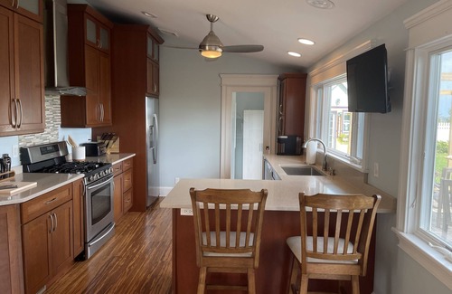 East Moriches Cottage | Waterfront Cottage across from Cupsogue Beach
