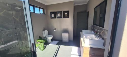 Metsimaholo Apartment | Waterfront Cottage 121