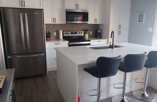Arden Cottage | Waterfront Cottage | 3 bedroom | 1 bath | sleeps 6 people with Gourmet Kitchen