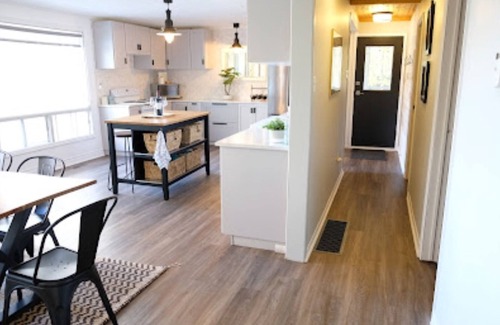 Bracebridge Cottage | Waterfront Cottage