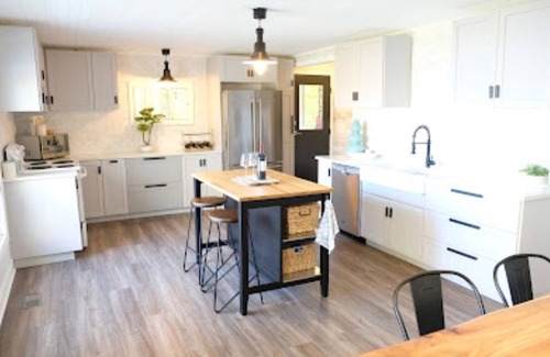 Bracebridge Cottage | Waterfront Cottage