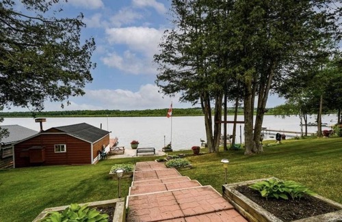Hastings House | Waterfront Cottage