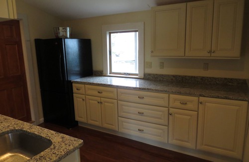 Newbury House | Waterfront Cottage has Private Dock On Parker River, Newbury, [near Plum Island]
