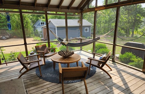 Urbanna Cottage | Waterfront cottage in Historic Urbanna, VA
