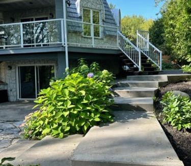 Washago House | Waterfront Cottage in Muskoka