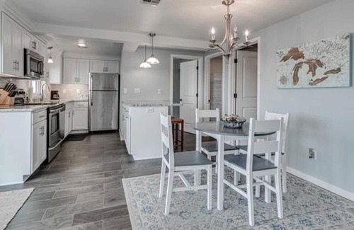 Luxemburg Cottage | WATERFRONT Cottage in Door County, SLEEPS 7