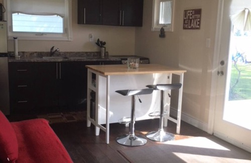 Colborne Cottage | Waterfront Cottage Oasis! 1 Hours From Toronto!