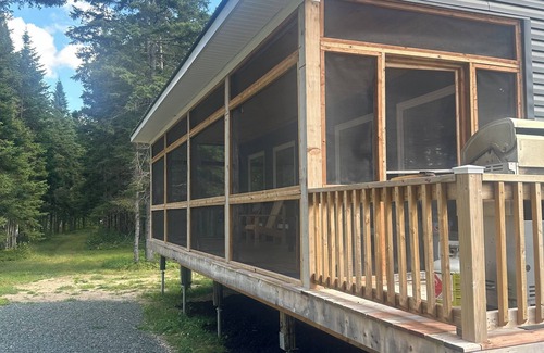 Red Bank Cottage | Waterfront Cottage on the Renous River, near the Main Southwest Miramichi River.