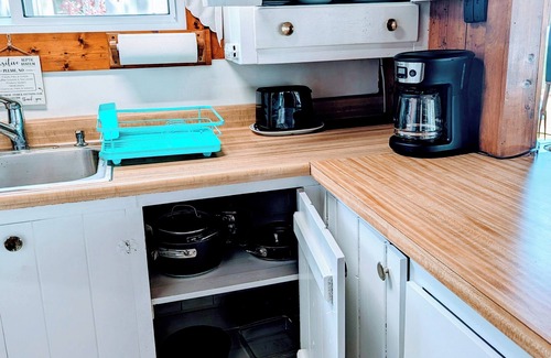 Bellaire Cabin | Waterfront Cottage on Lake Bellaire