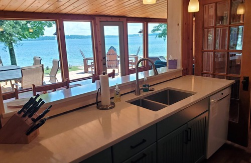 Suttons Bay Cottage | Waterfront Cottage - Up North Perfection Awaits.