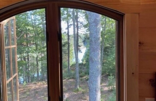 Brooksville Cottage | Waterfront Cottage on Beautiful Horseshoe Cove, Cape Rosier, Brooksville