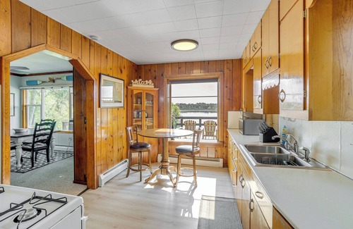 Six Lakes Cottage | Waterfront Cottage w/Dock & Views in Six Lakes!