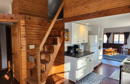 Colton Cottage | Waterfront Cottage with Hot Tub! Sleeps 6, Free Kayaks, Bikes & Hiking Trail!
