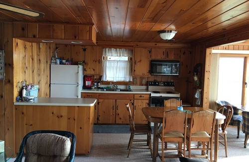 Caseville Cottage | Waterfront cottage with amazing sunsets