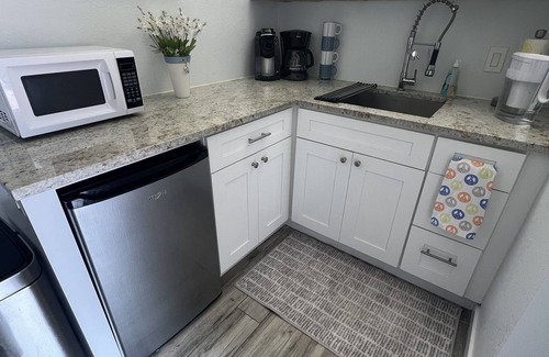 Fort Myers House | Waterfront, Cozy, Private, Guest House