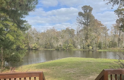 River Bend House | Waterfront Cozy Casita near historical Newbern on the Neuse River