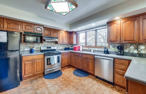 Deltaville House | Waterfront Deltaville Retreat w/Private Boat Dock