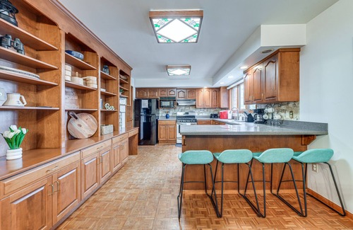 Deltaville House | Waterfront Deltaville Retreat w/Private Boat Dock