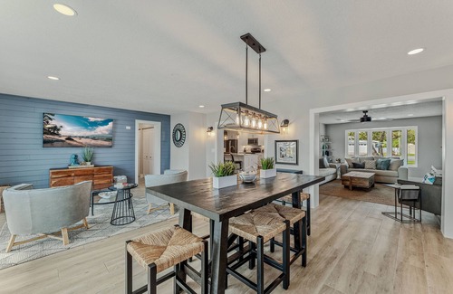 Port Orange House | Waterfront/Dolphins/Luxury Design/HOT TUB