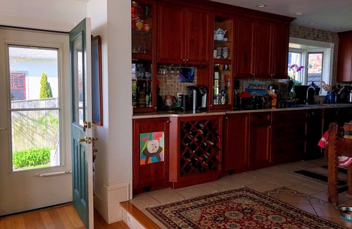 Salem House | Waterfront Downtown Salem Home in Historic New England - 35 minutes to Boston
