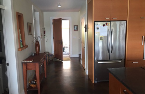 Saanich House | Waterfront eco home. Snowbird Special rates Jan1- Mar30
