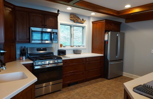Middlesex House | Waterfront elegance on Canandaigua Lake!
