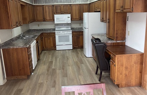 Lacombe House | Waterfront Escape 45 minutes to Downtown New Orleans!