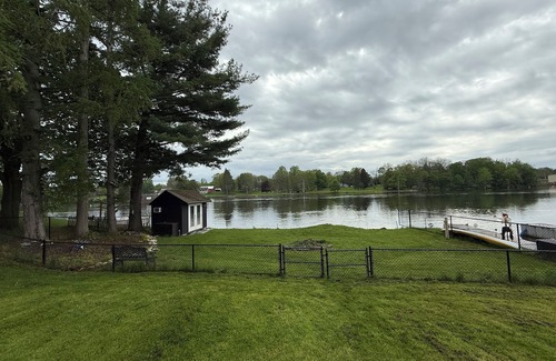 Phoenix House | WATERFRONT ESCAPE, WALKABLE VILLAGE, MINUTES TO SYRACUSE UNIVERSITY