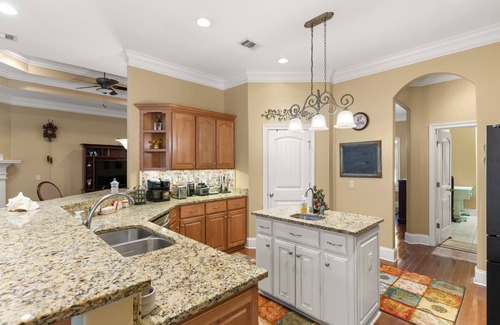 Brunswick House | Waterfront Executive Home