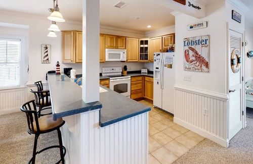 Hatteras Condo | Waterfront Family Condo w/Free WiFi, Shared Pool, Private W/D, Water Views