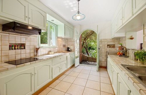 Isolella Villa | Waterfront family home on a sandy beach