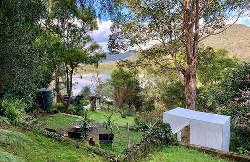 Courangra House | Waterfront Family Holiday Home