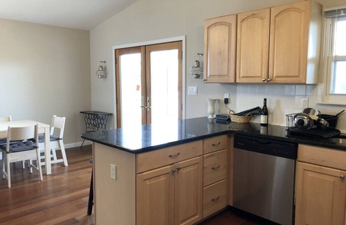 Osbornsville House | Waterfront Family Home at The Jersey Shore - Quiet Neighborhood on the Bay