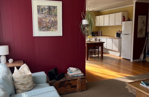 Lunawanna House | Waterfront Family Shack ‘Alkira’
