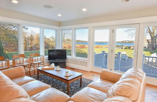 Orleans House | Waterfront Fun at this Huge Family Estate