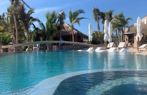 Cabo San Lucas Villa | Waterfront, Gate Guarded - Snorkeling and Swimming Beach