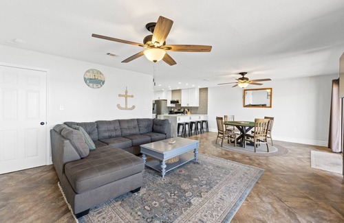Ocean City House | Waterfront Getaway☀️| Bay Views | Turtle's Cove | Pet-Friendly 🐾 | Fire Pit & Grill