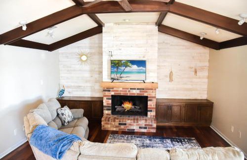New Orleans East Area House | Waterfront Gem