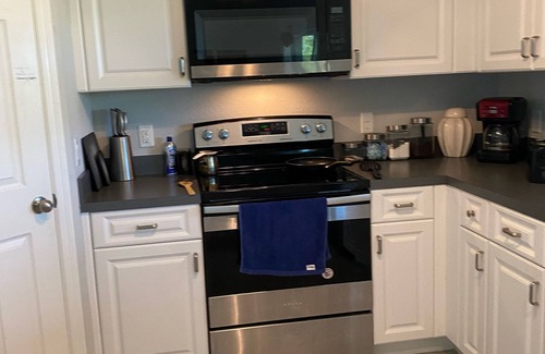 Diplomat House | Waterfront getaway for couples, adult families very peaceful quiet area on canal