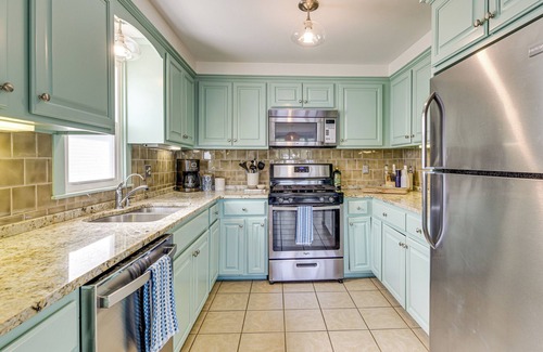 Malletts Bay House | Waterfront Getaway: Lake Champlain Family Retreat!