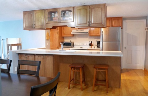 Interlochen House | Waterfront Getaway on Green Lake – Relax in the Year Round Beauty of the North
